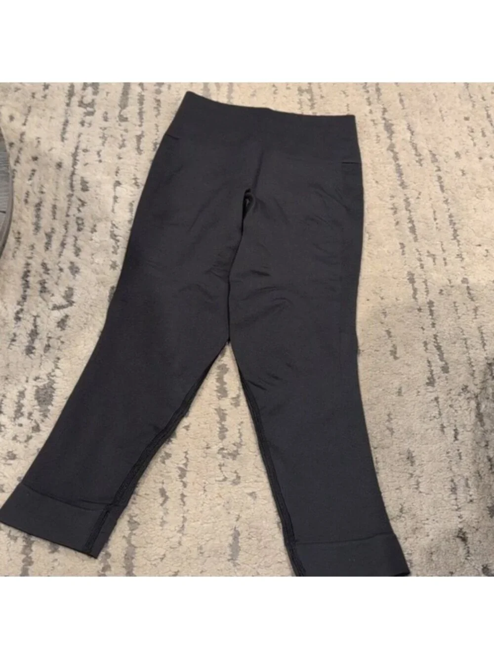 Lululemon Zone In Crop Black - Picture 8 of 11
